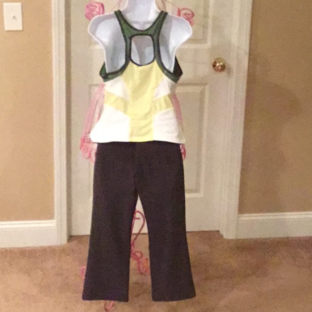 Nike Work Out Set - image 4